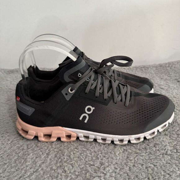 On Running Cloud Shoes Womens Size 8 Black Gray Peach Swiss Engineering Athletic - Picture 5 of 10